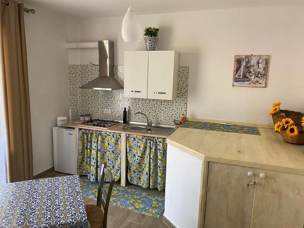Central Apartments Del Golfo Italia